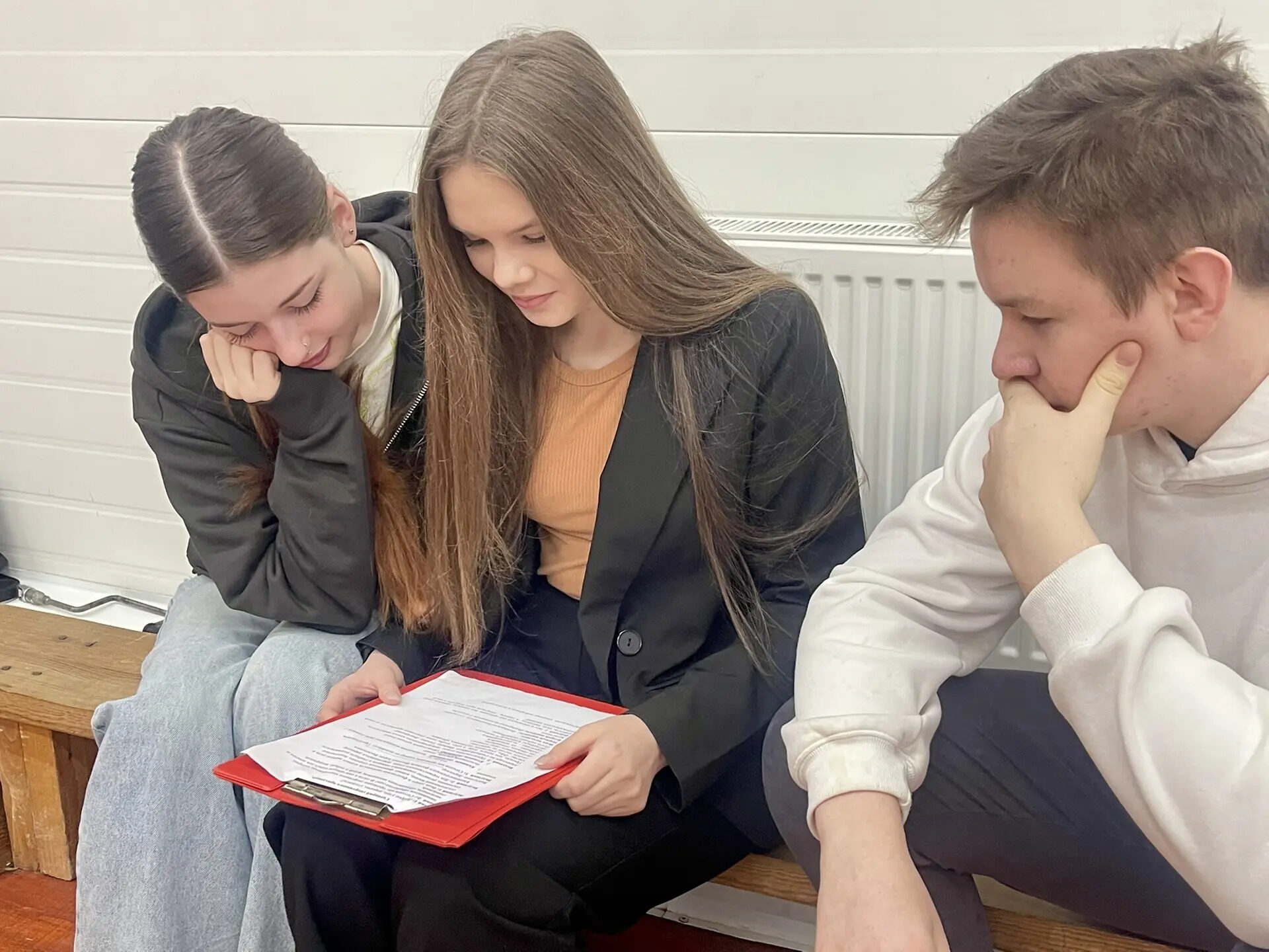 8e5a8acb-8b2e-4abd-87f8-8e43ed136d39