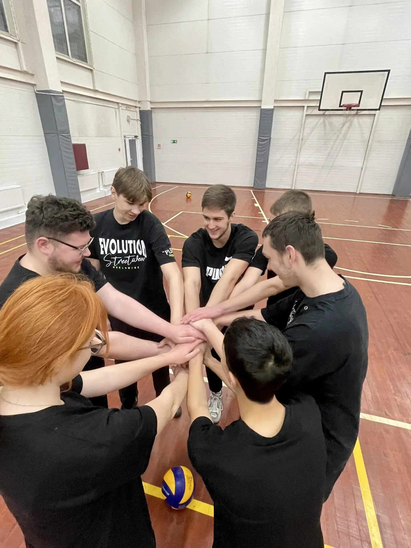 e7457548-909a-4ce1-8aa3-25acd184ae28